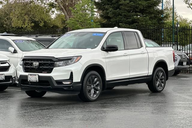 Certified 2025 Honda Ridgeline Sport image 7