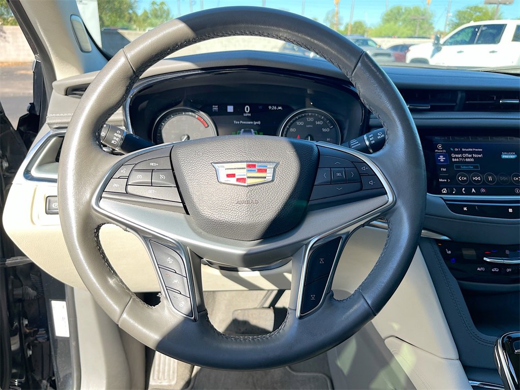 Used 2021 Cadillac XT5 Premium Luxury image 11