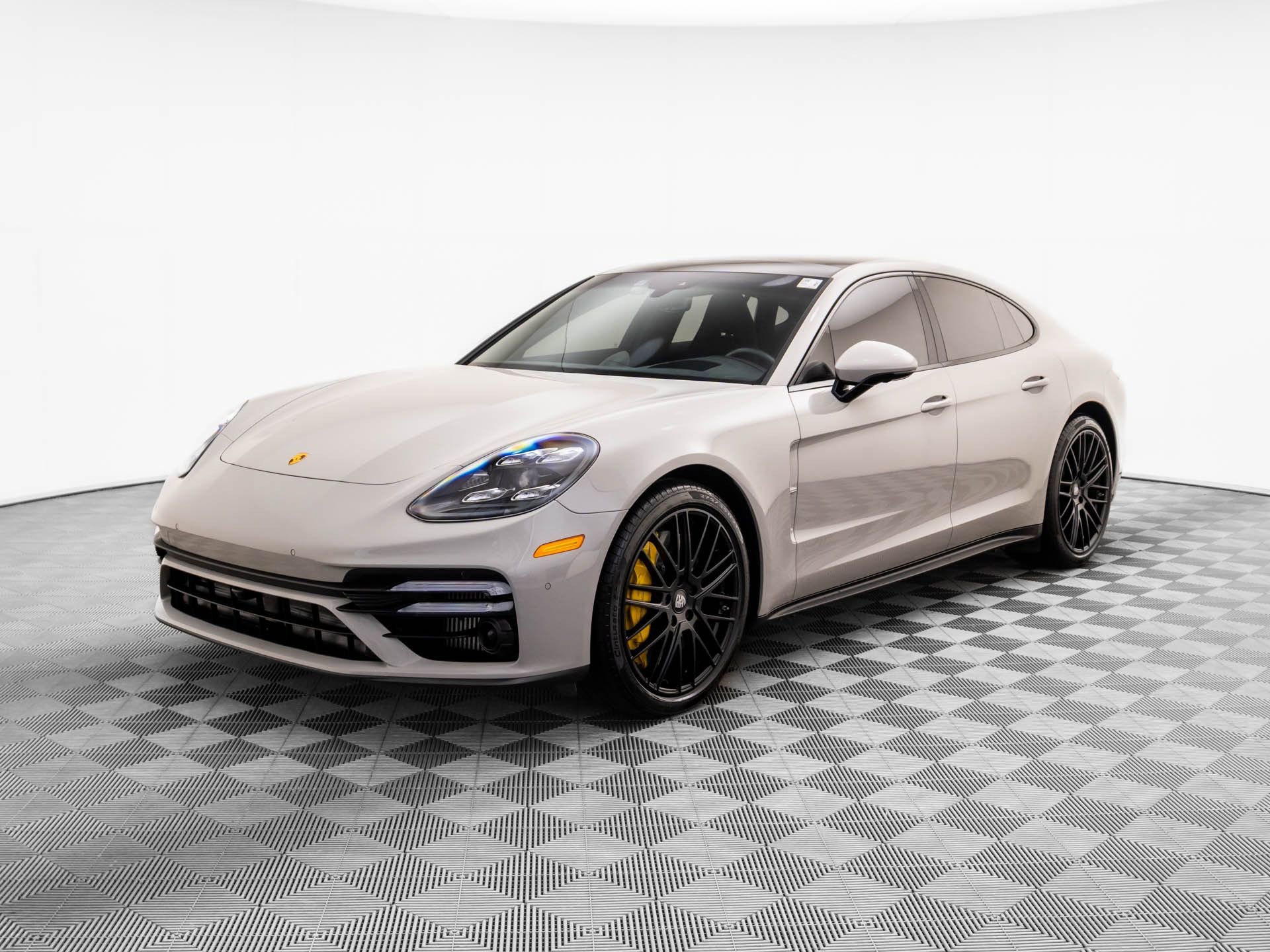 Used 2021 Porsche Panamera Turbo S w/ Premium Package image 1