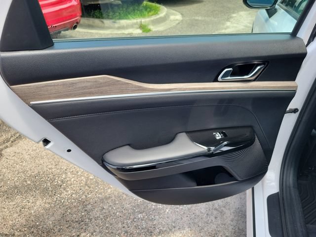 Used 2024 Kia K5 EX FWD image 14