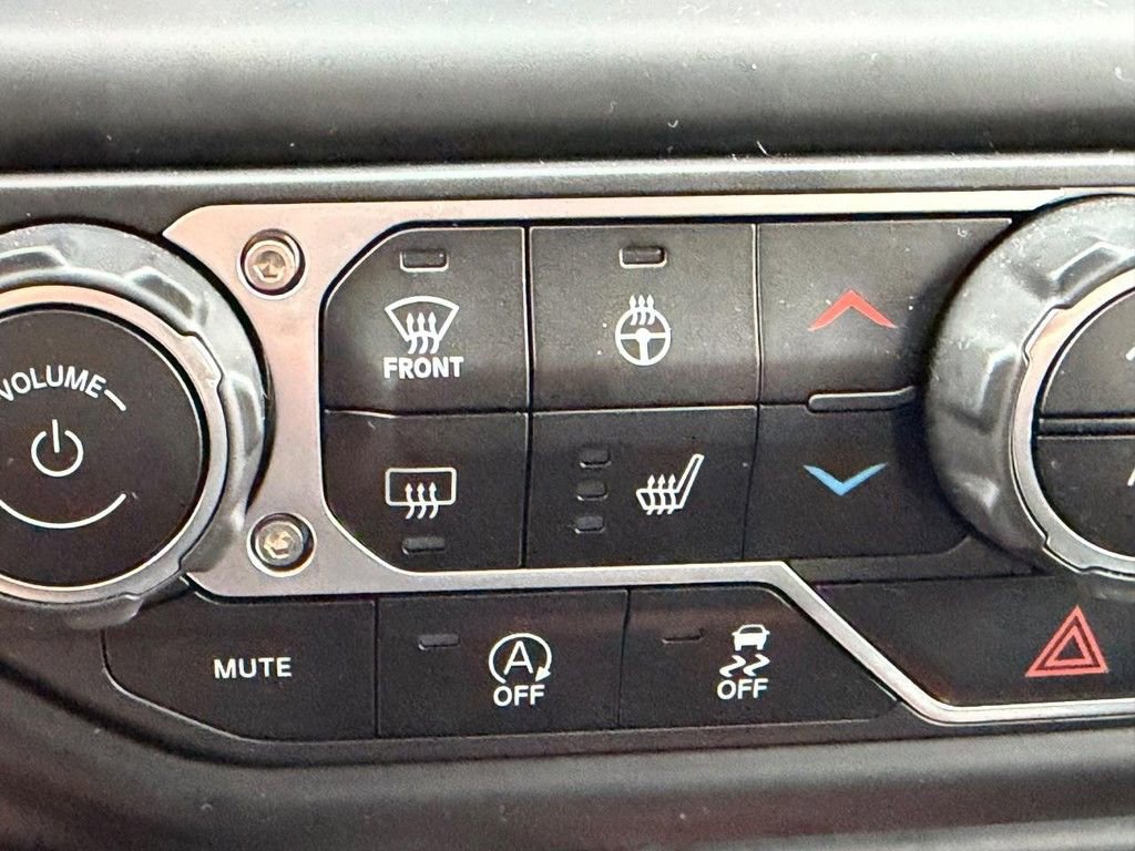 Used 2021 Jeep Gladiator Sport AWD/4WD image 20