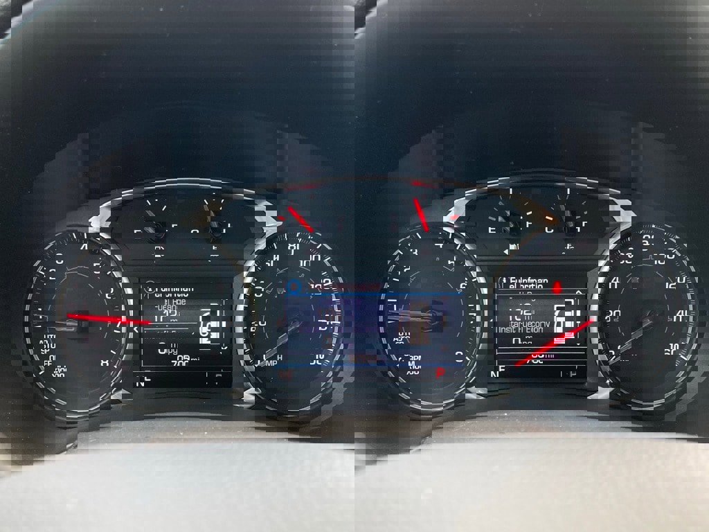 Used 2021 GMC Terrain SLE w/ Driver Convenience Package image 15