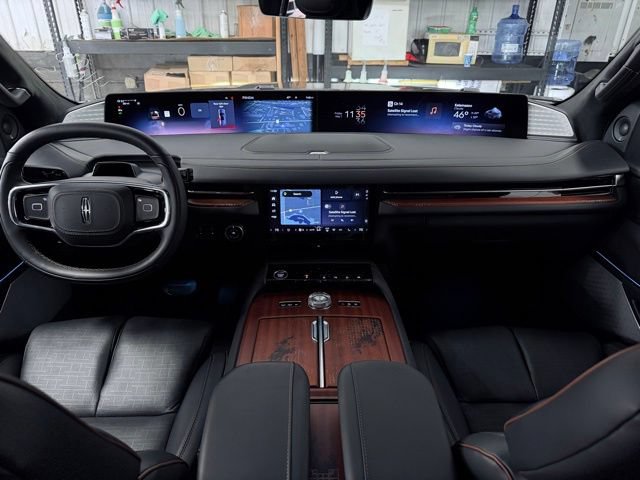 New 2026 Lincoln Navigator Black Label AWD/4WD image 33