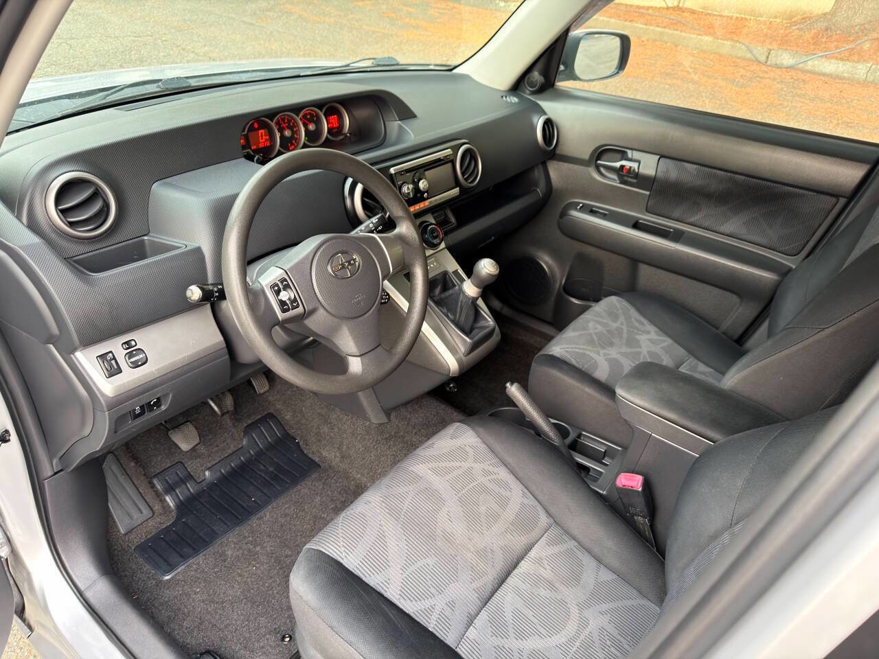 Used 2011 Scion xB image 12