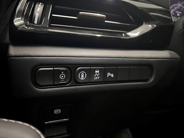 Used 2022 Acura MDX w/ Technology Package AWD/4WD image 28