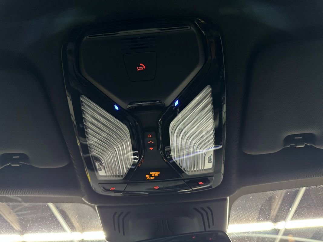 Used 2019 BMW X5 xDrive50i w/ M Sport Package image 35