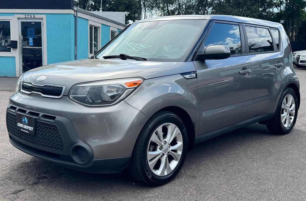 Used 2014 Kia Soul + w/ Audio Package FWD image 7