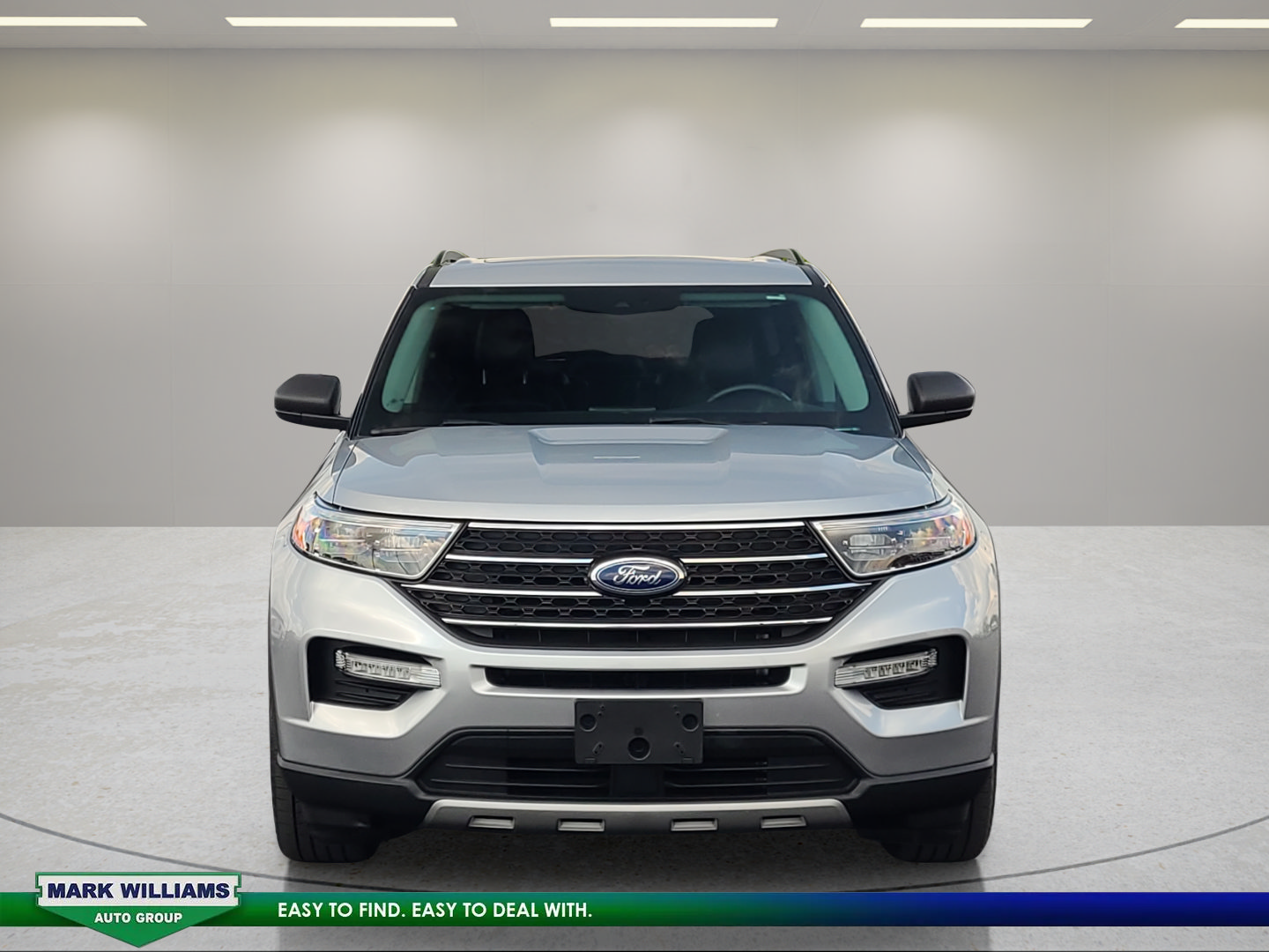 Certified 2023 Ford Explorer XLT w/ Equipment Group 202A AWD/4WD image 9