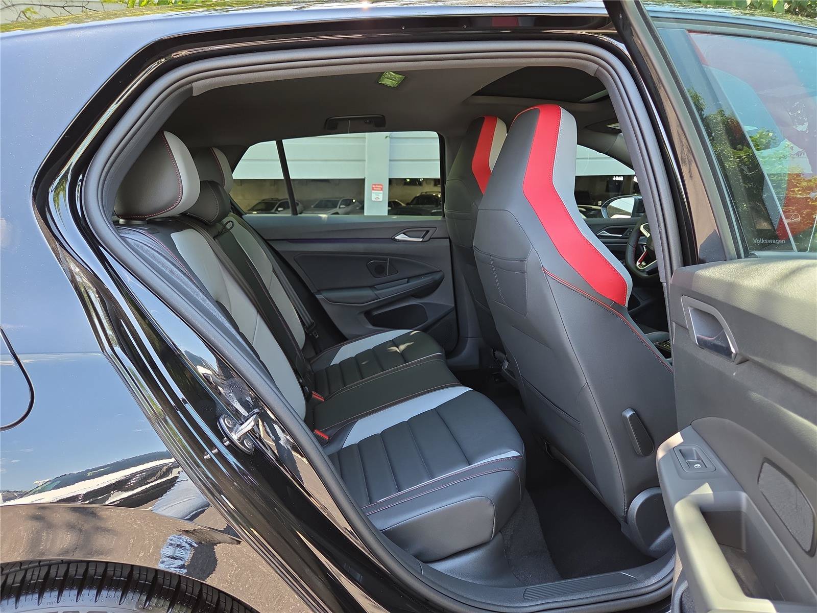 Certified 2025 Volkswagen GTI SE FWD image 29