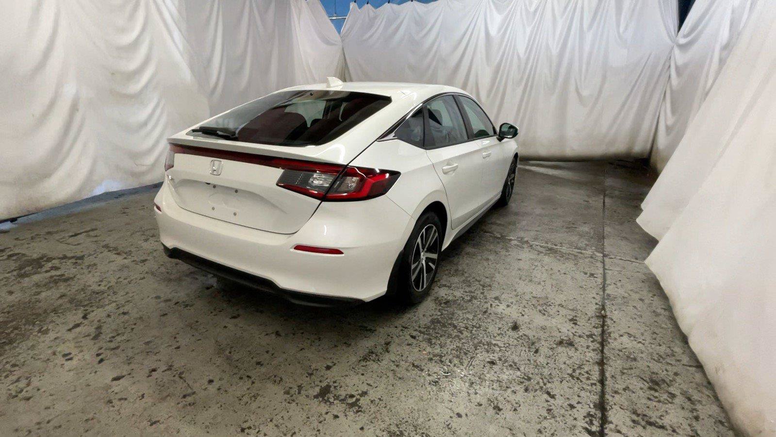 Used 2024 Honda Civic LX image 6
