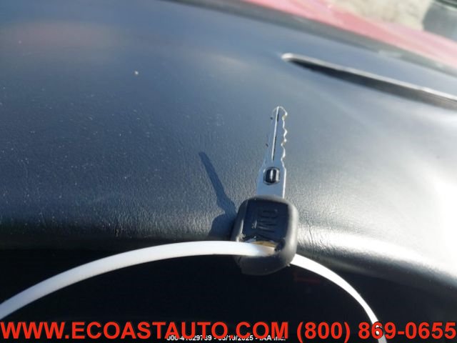 Used 1998 Chevrolet Corvette Coupe w/ Memory Pkg RWD image 11