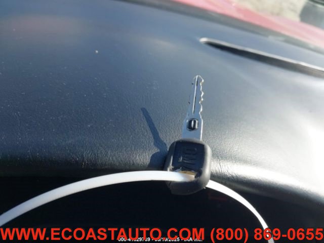 Used 1998 Chevrolet Corvette Coupe w/ Memory Pkg RWD image 11