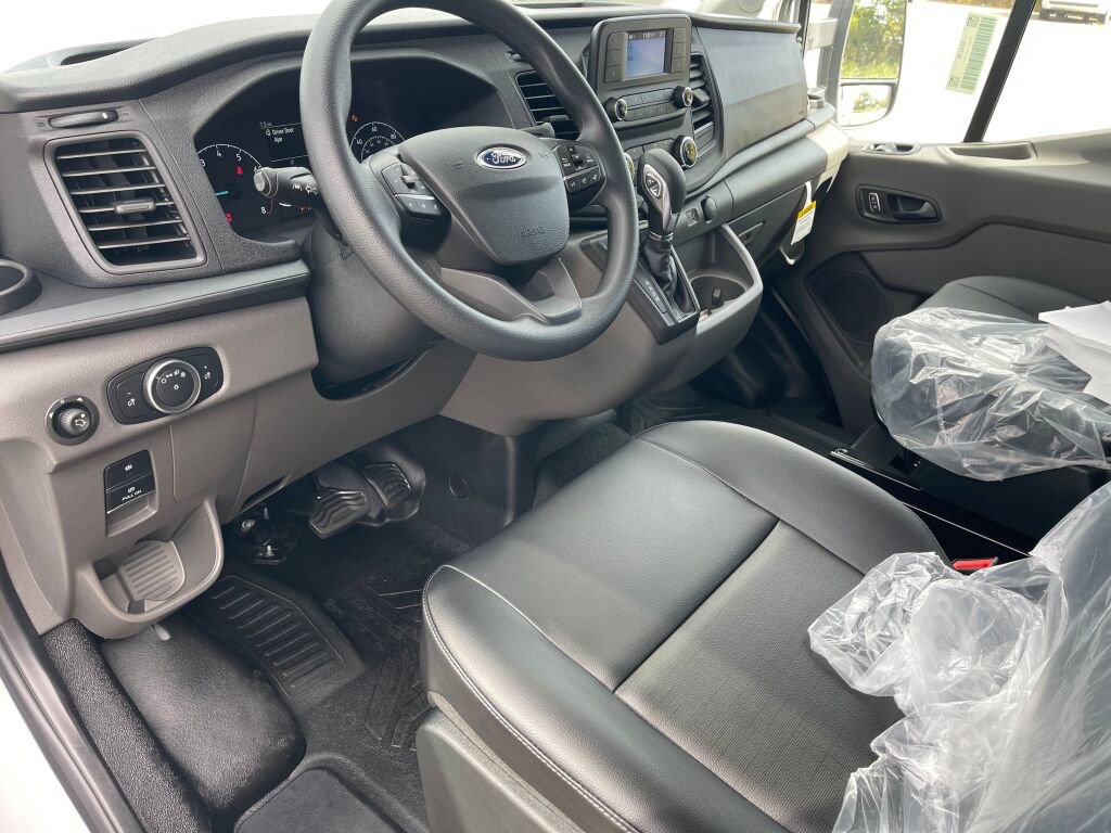 New 2025 Ford Transit 350 148 Medium Roof image 6