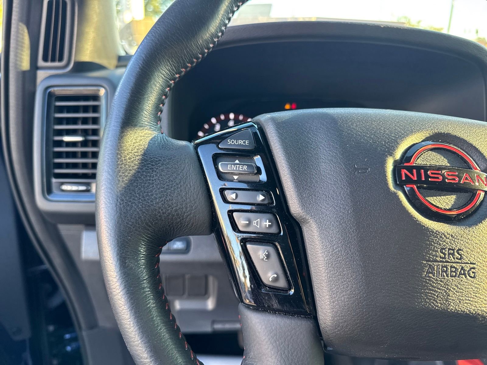 Certified 2023 Nissan Frontier Pro-X w/ Technology Package image 16