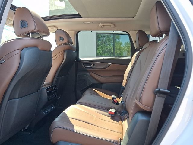 Used 2023 Acura MDX w/ Advance Package AWD/4WD image 10