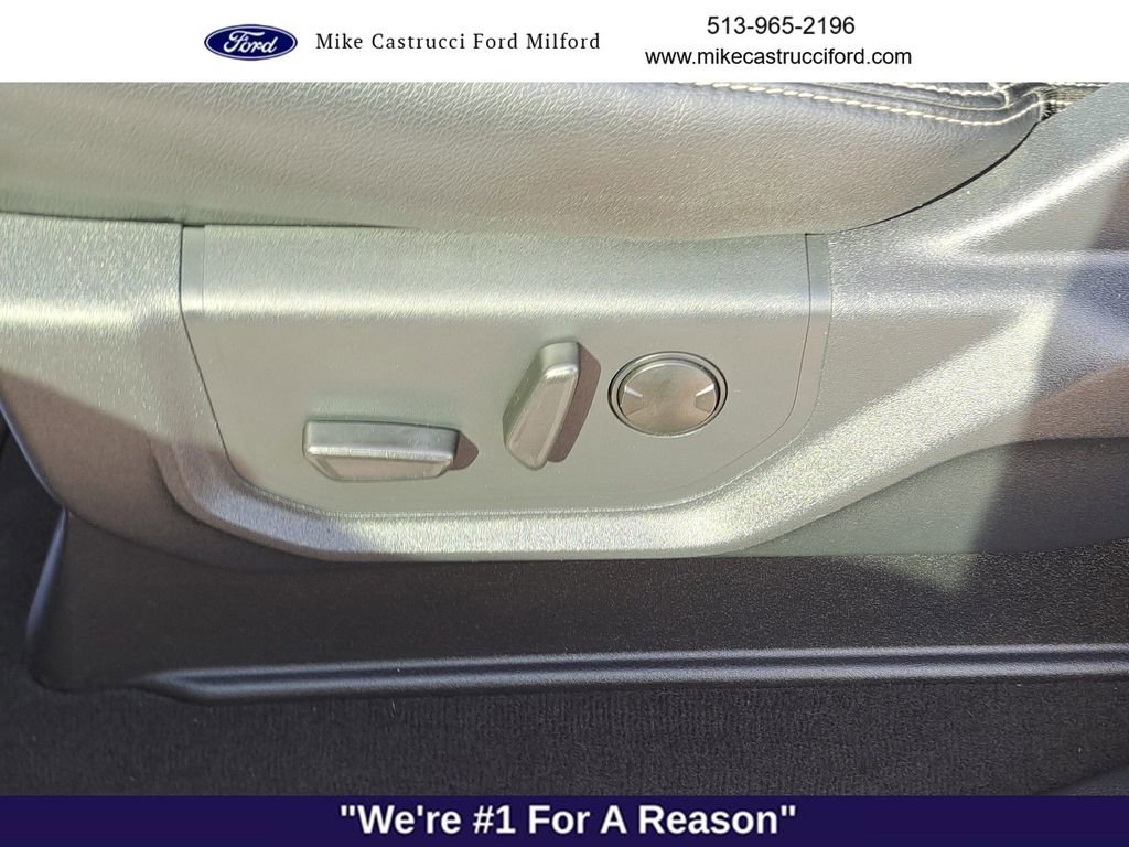 Used 2022 Ford F250 Lariat w/ Black Appearance Package image 22