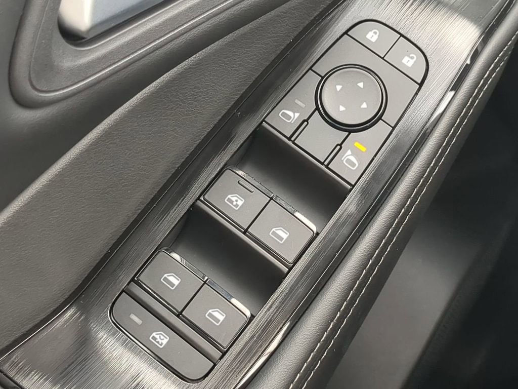 New 2026 Nissan Rogue SV image 22