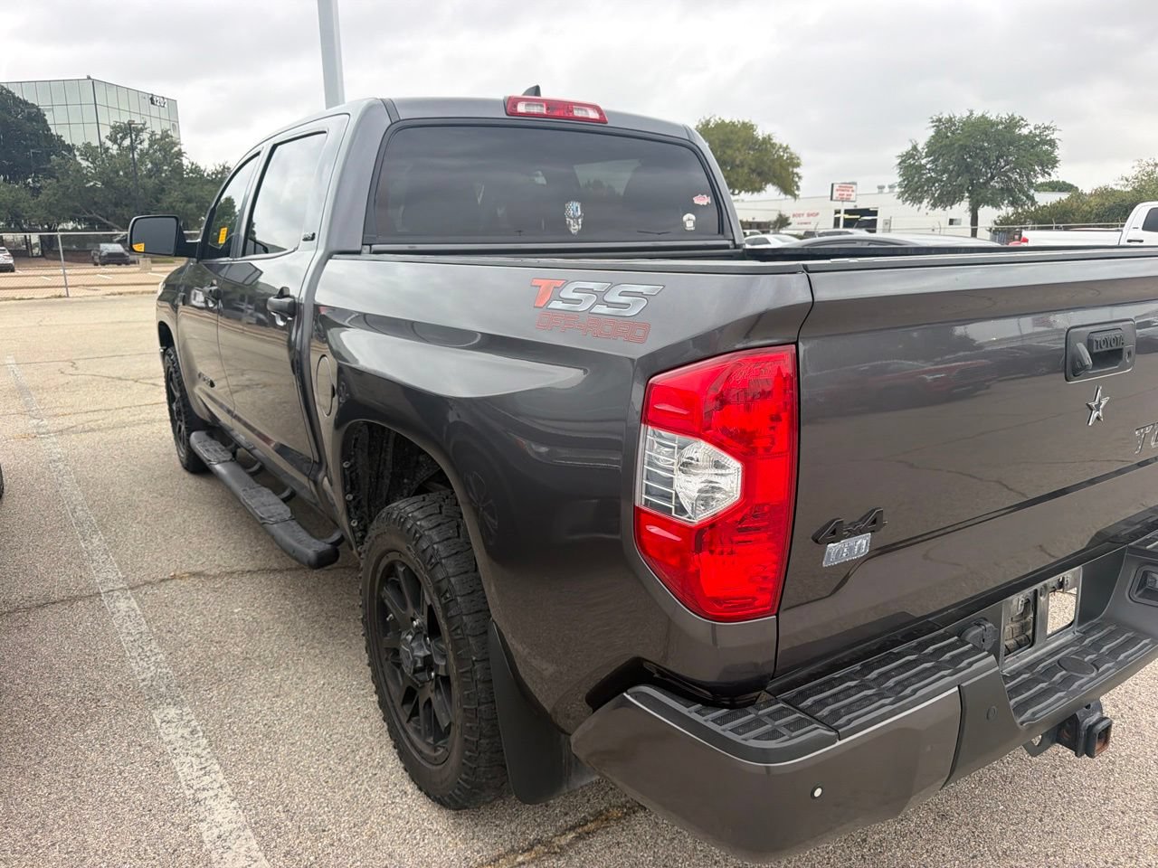 Used 2021 Toyota Tundra SR5 AWD/4WD image 6