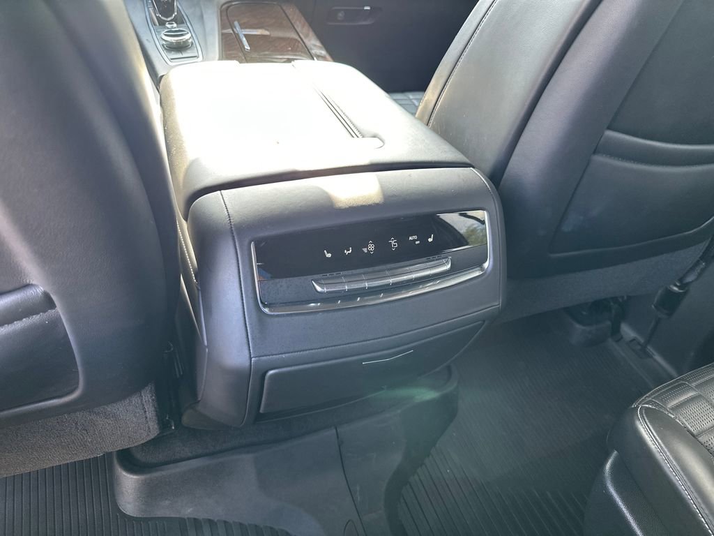 Used 2021 Cadillac Escalade Sport Platinum image 34