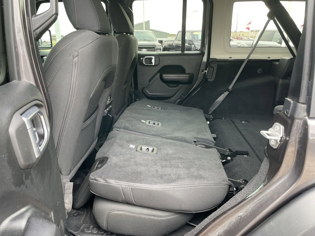 Used 2021 Jeep Wrangler Unlimited Sport image 50