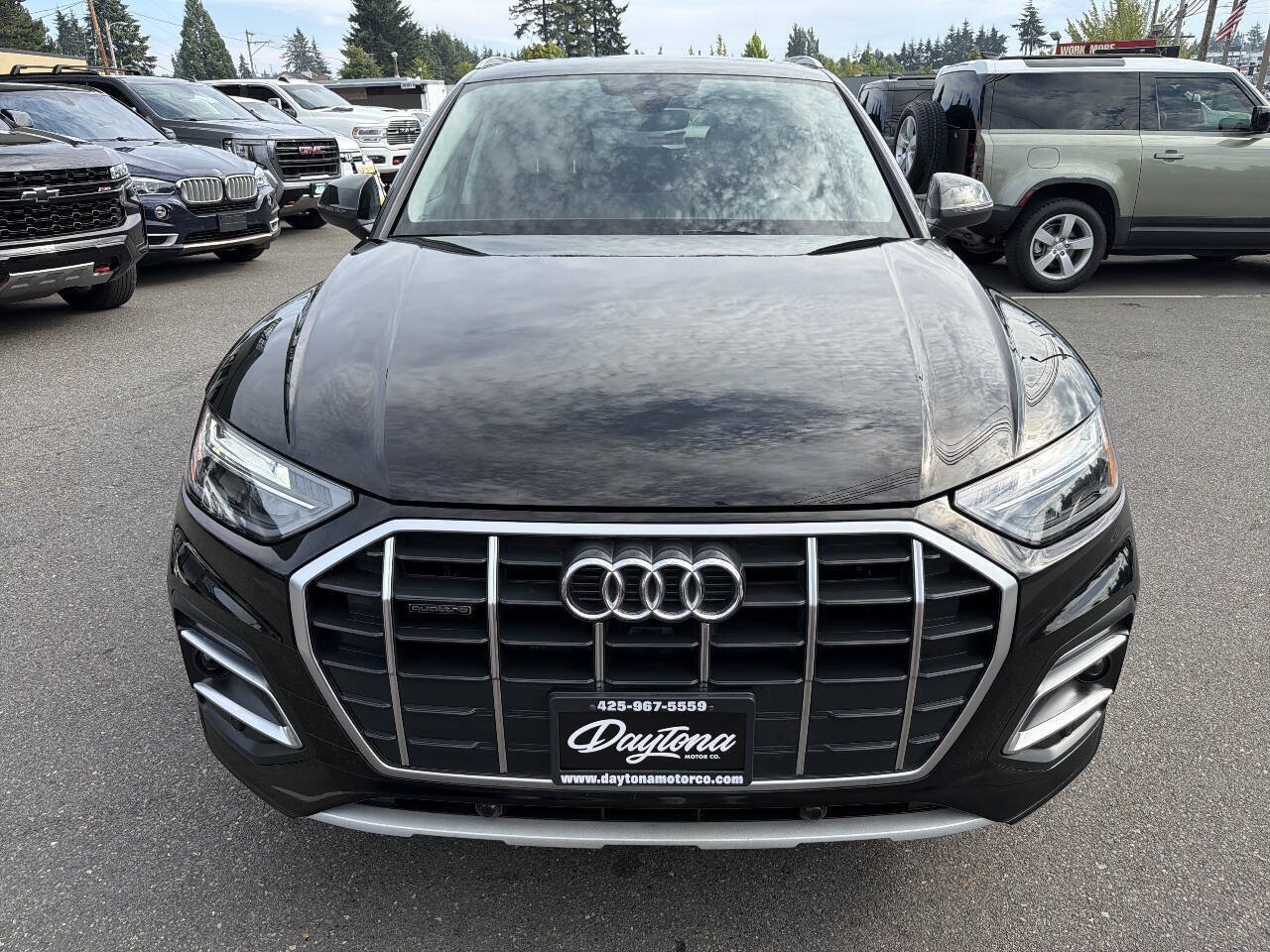 Used 2023 Audi Q5 2.0T Premium w/ Convenience Package AWD/4WD image 11