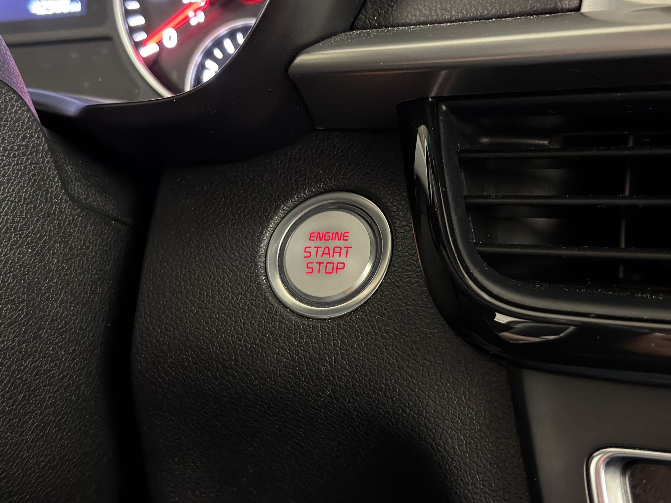 Used 2020 Kia Optima Premium FWD image 26
