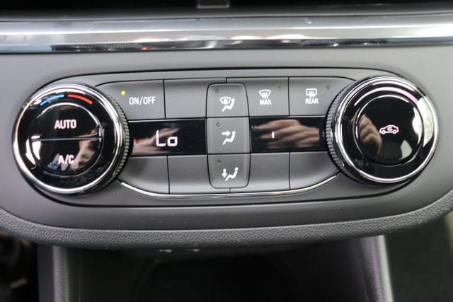 New 2026 Buick Envista Sport Touring FWD image 23