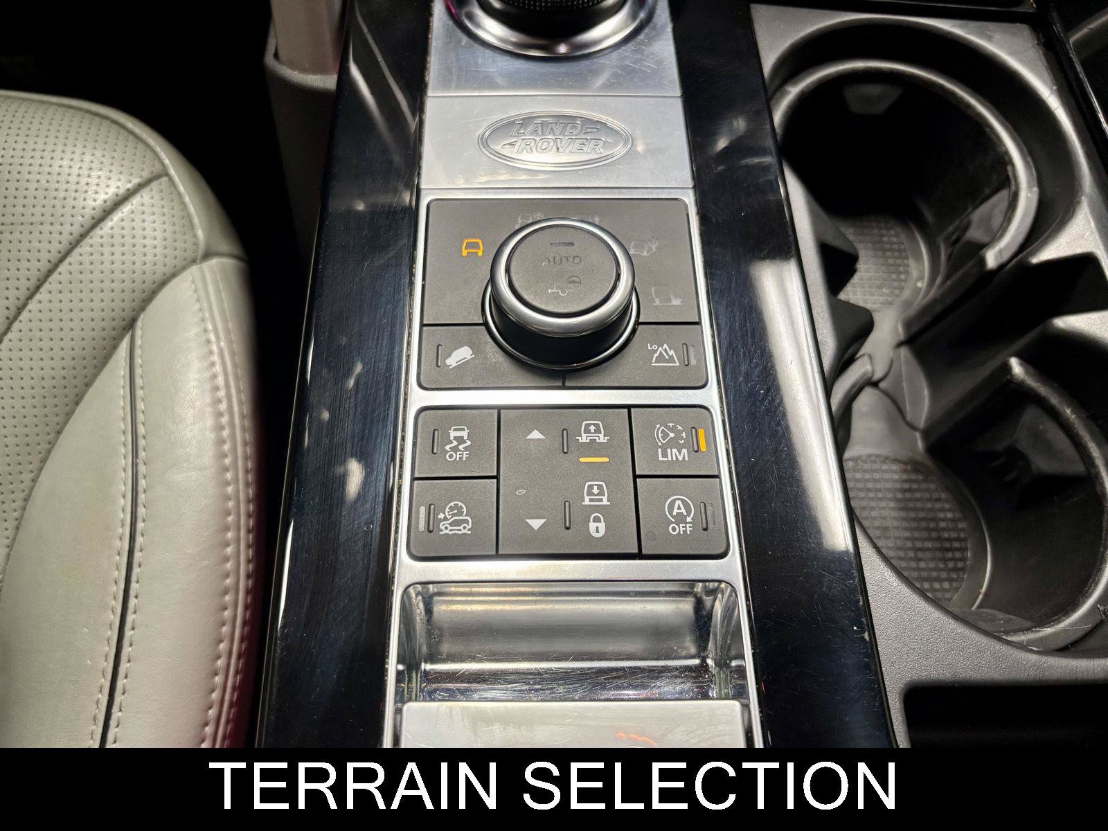Used 2017 Land Rover Discovery HSE Luxury AWD/4WD image 36