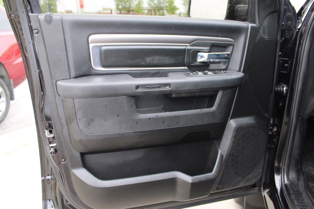 Used 2021 RAM 1500 Classic Warlock w/ Electronics Group AWD/4WD image 18