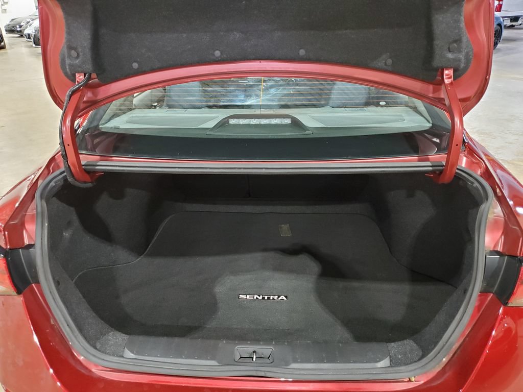 Used 2021 Nissan Sentra SR FWD image 36
