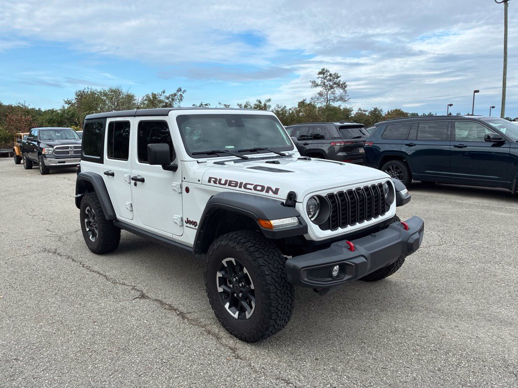Used 2024 Jeep Wrangler Unlimited Rubicon w/ Technology Group AWD/4WD image 12