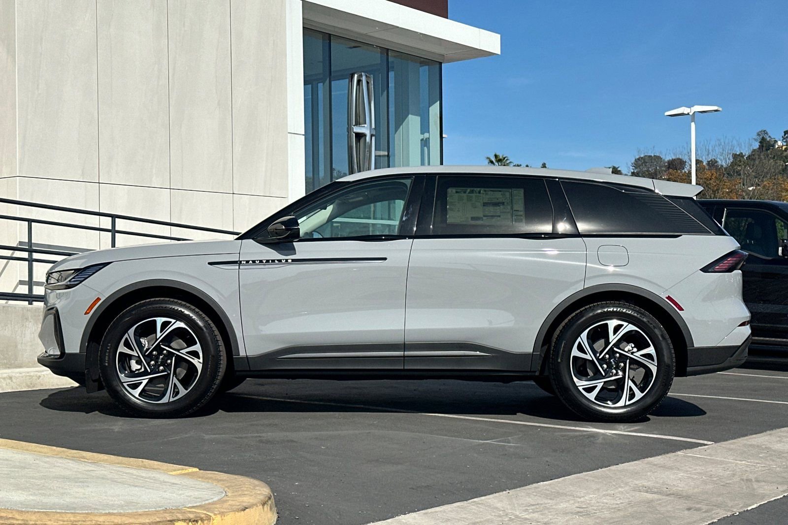 New 2026 Lincoln Nautilus Premier w/ Equipment Group 102A image 6