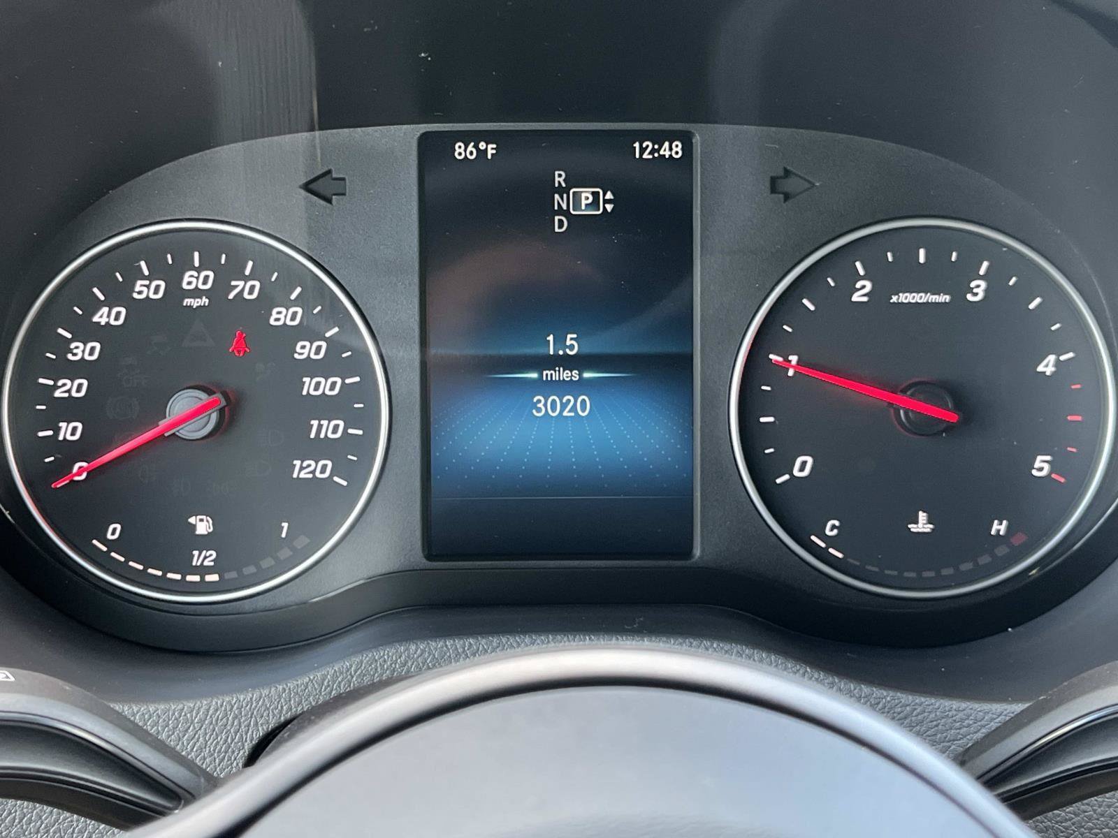 Used 2024 Mercedes-Benz Sprinter 2500 image 37