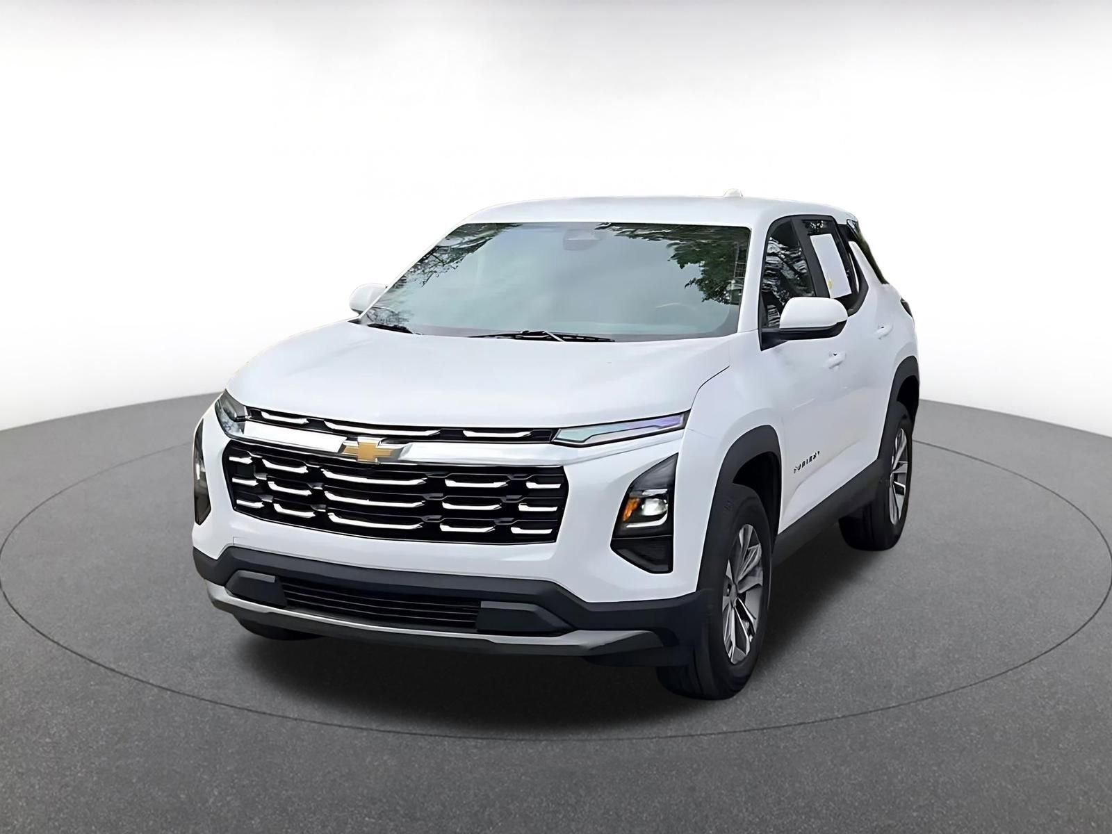 Used 2025 Chevrolet Equinox LT FWD image 7