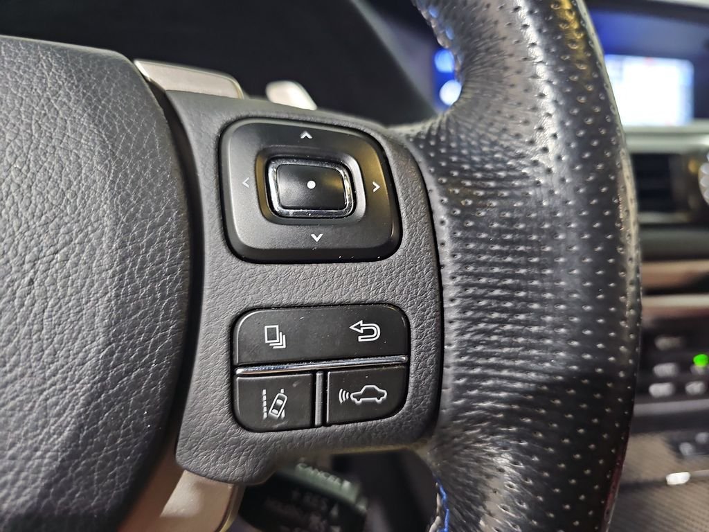 Used 2017 Lexus GS F RWD image 20
