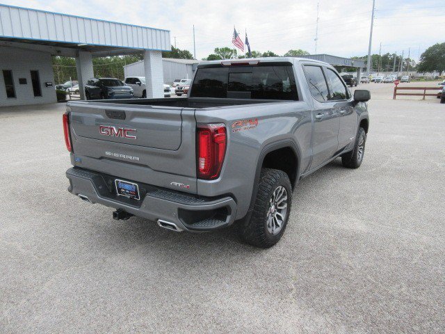 Used 2021 GMC Sierra 1500 AT4 w/ AT4 Value Package AWD/4WD image 5