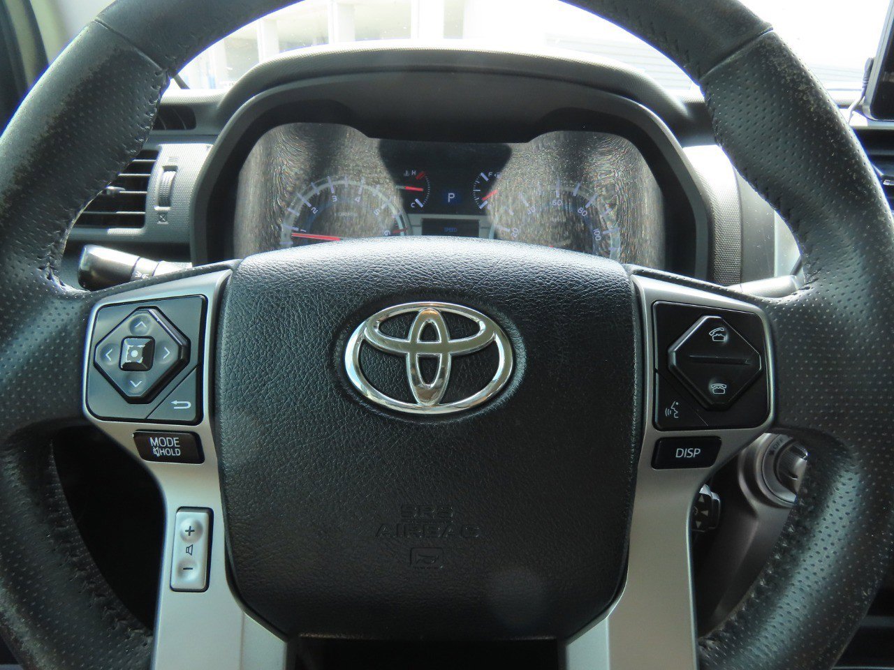 Used 2017 Toyota 4Runner SR5 RWD image 27