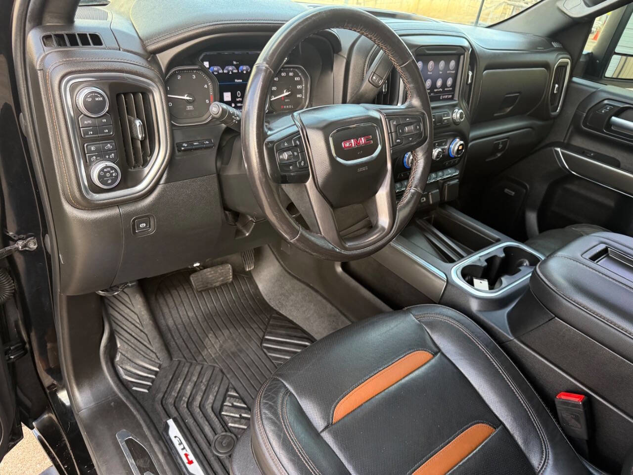 Used 2020 GMC Sierra 2500 AT4 w/ AT4 Premium Package image 19
