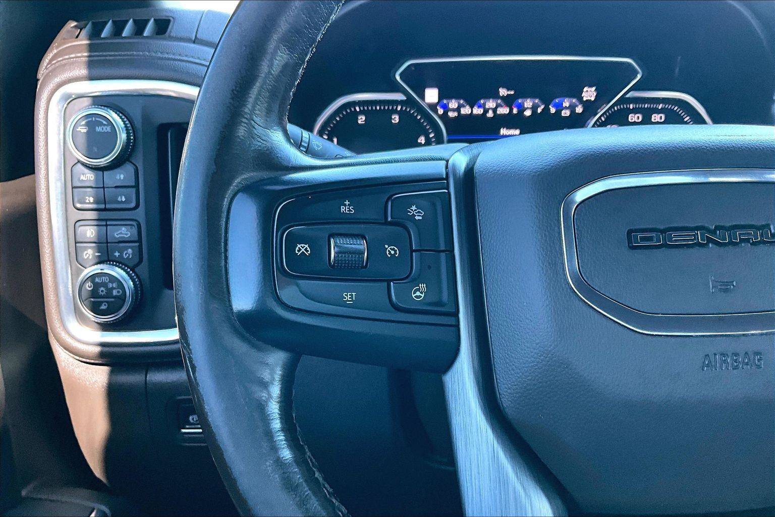 Used 2021 GMC Sierra 2500 Denali AWD/4WD image 18