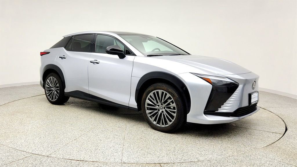 Used 2023 Lexus RZ 450e Premium w/ Accessory Package (2T) image 3
