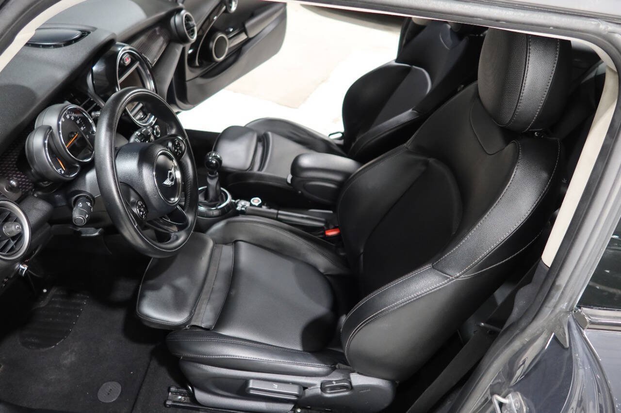 Used 2015 MINI Cooper S FWD image 17