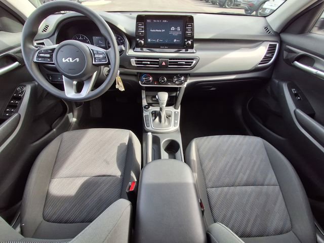 Used 2023 Kia Seltos LX AWD/4WD image 15