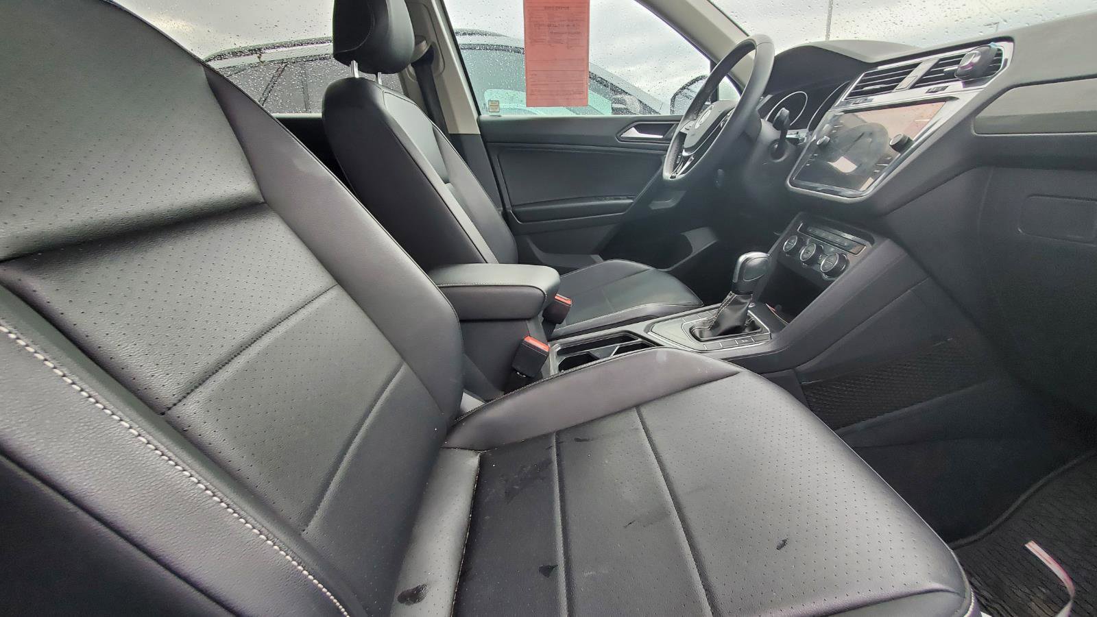 Used 2021 Volkswagen Tiguan SE image 4