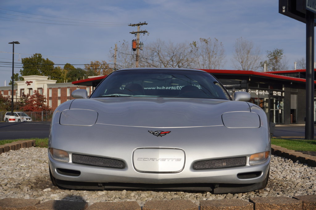 Used 2001 Chevrolet Corvette Z06 w/ Memory Pkg RWD image 2