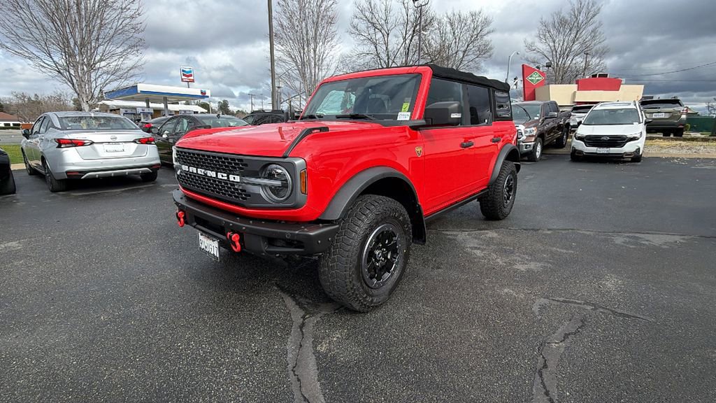 Used 2021 Ford Bronco Badlands image 1