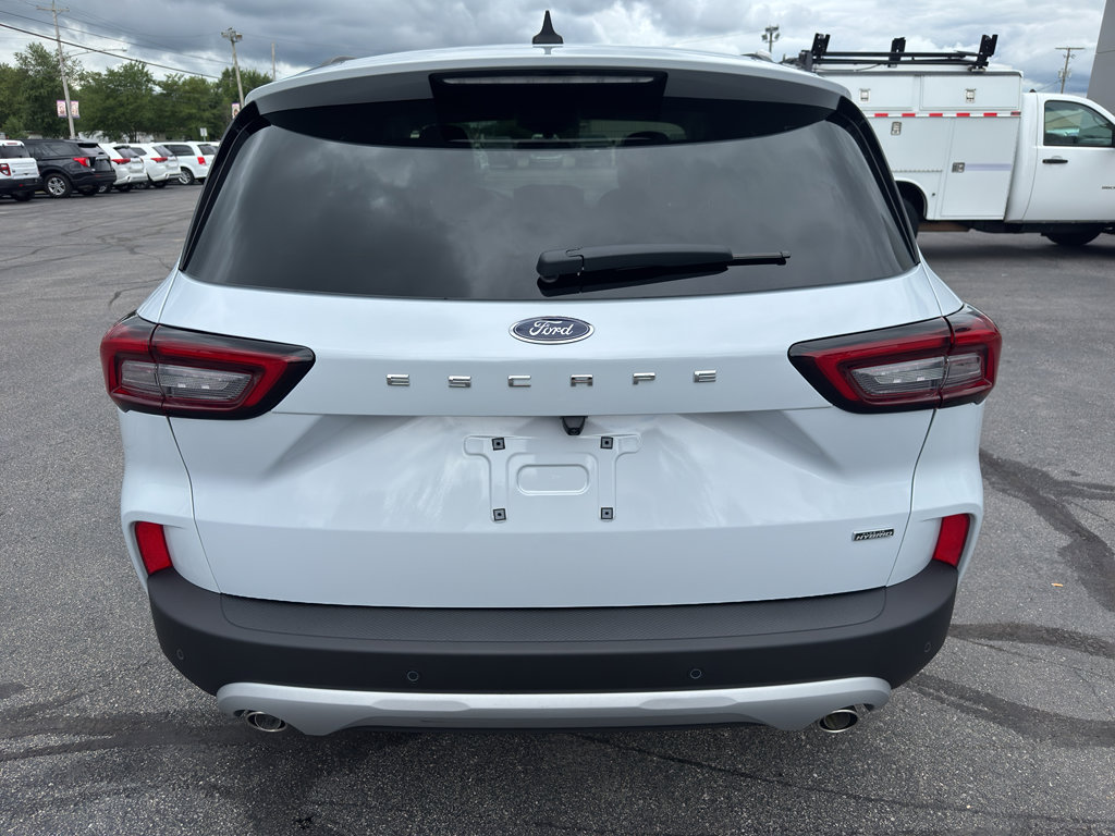 New 2025 Ford Escape SE image 29