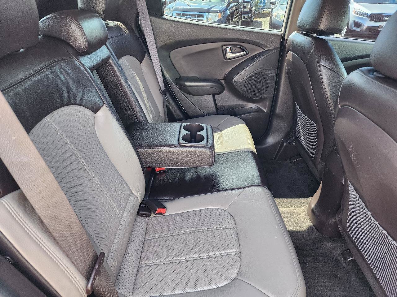 Used 2013 Hyundai Tucson Limited AWD/4WD image 25