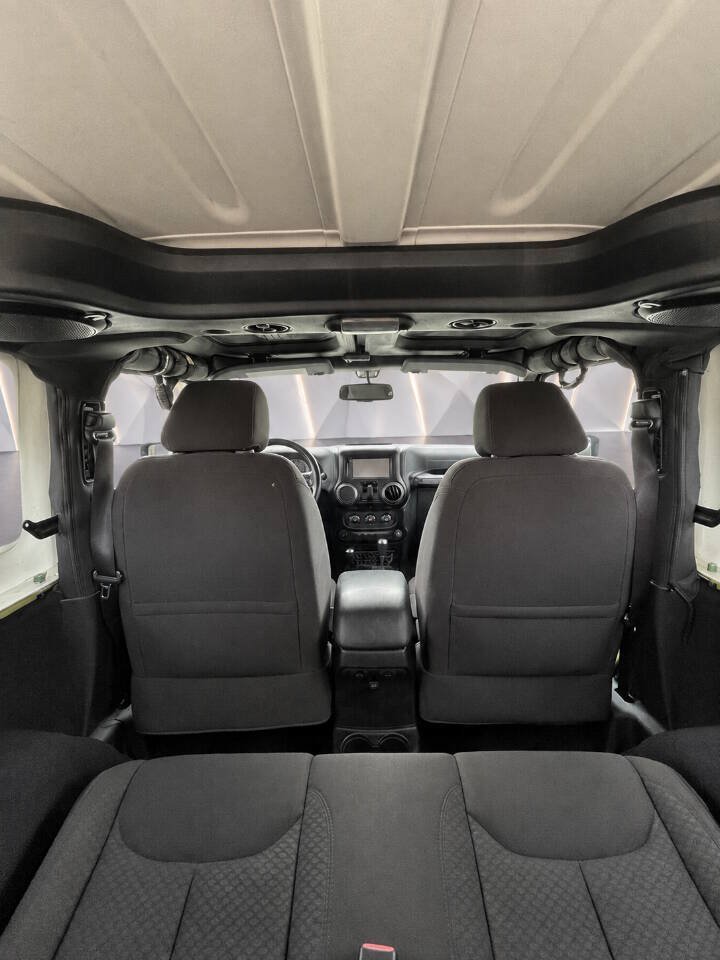 Used 2013 Jeep Wrangler Sport AWD/4WD image 26