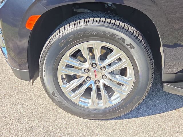 Used 2023 GMC Yukon XL SLT image 7