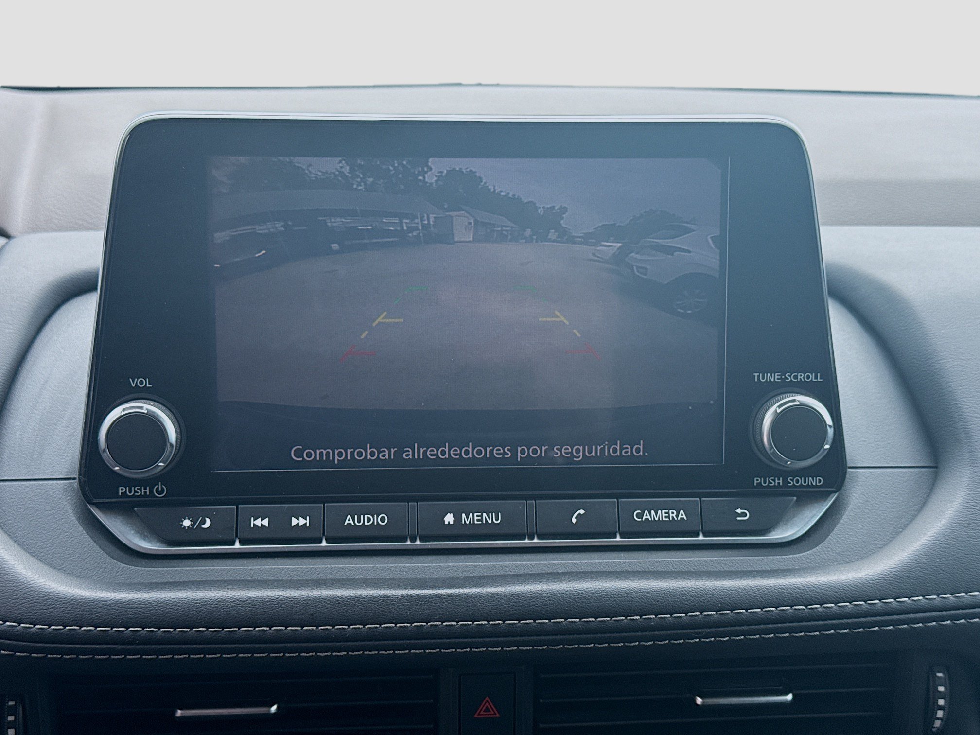 Used 2021 Nissan Rogue S FWD image 13